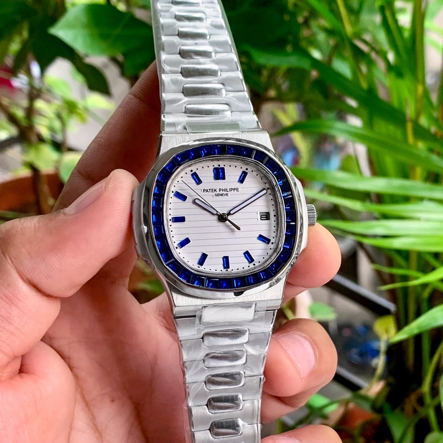 Patek Philippe Nautilus 5711/111P-010 Diamond Edition